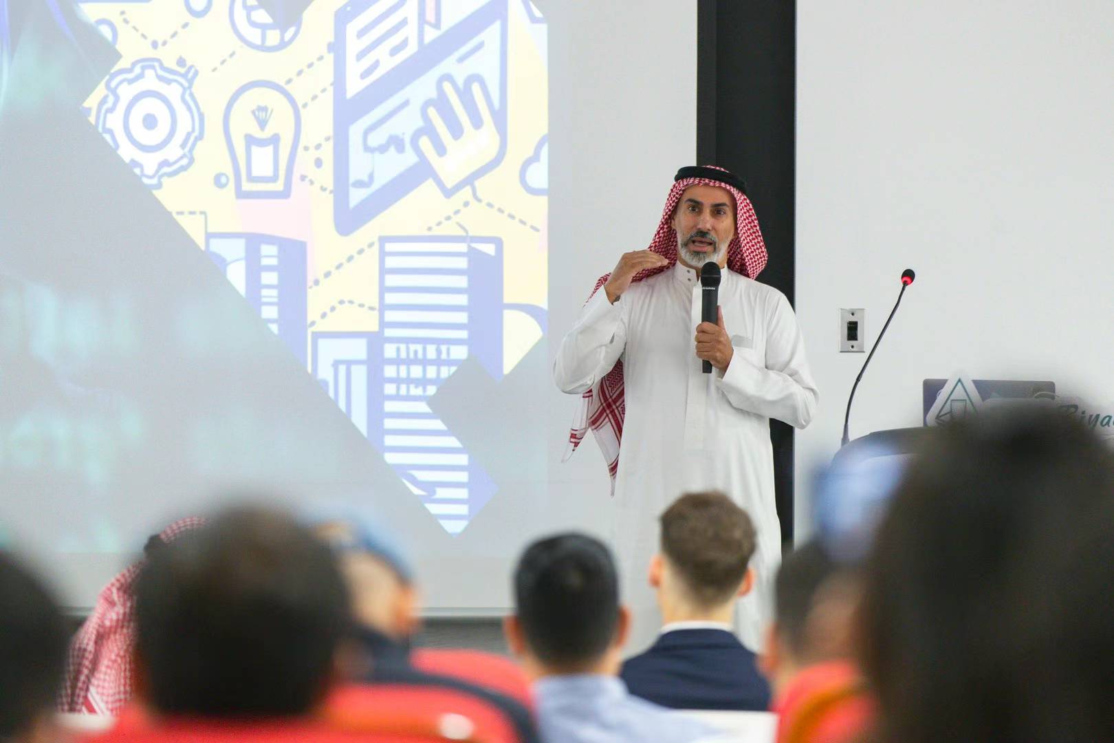 以太坊利雅得活动顺利召开,ChainIDE赋能沙特开发者生态