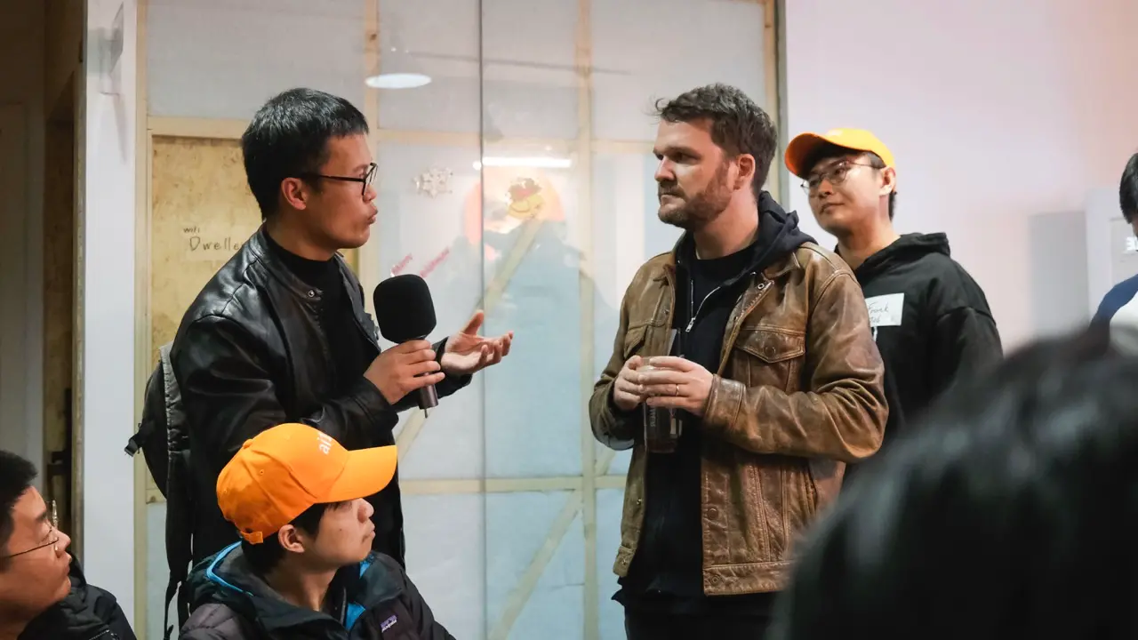 2025年大爆的AI赛道:AI16Z + ELIZA是如何成功的?